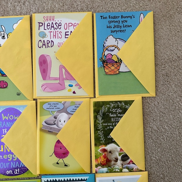 New 17 of Hallmark different kind of cards with envelopes. - Picture 10 of 11